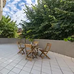 Guesthost - With Terrace 10 Min Walk From Piazza Santo Stefano Apartamento Bolonha