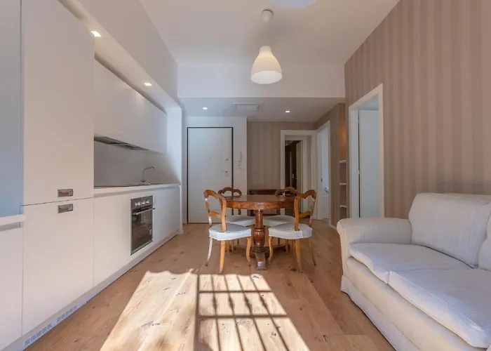 Guesthost - With Terrace 10 Min Walk From Piazza Santo Stefano * Bologne