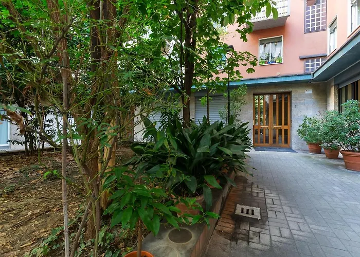 Apartamento Guesthost - With Terrace 10 Min Walk From Piazza Santo Stefano